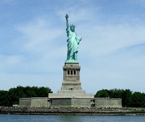 Picture of the Statue of Liberty